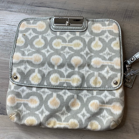 COACH Women's Kristin Wristlet Grey Signature Logo - Picture 6 of 12